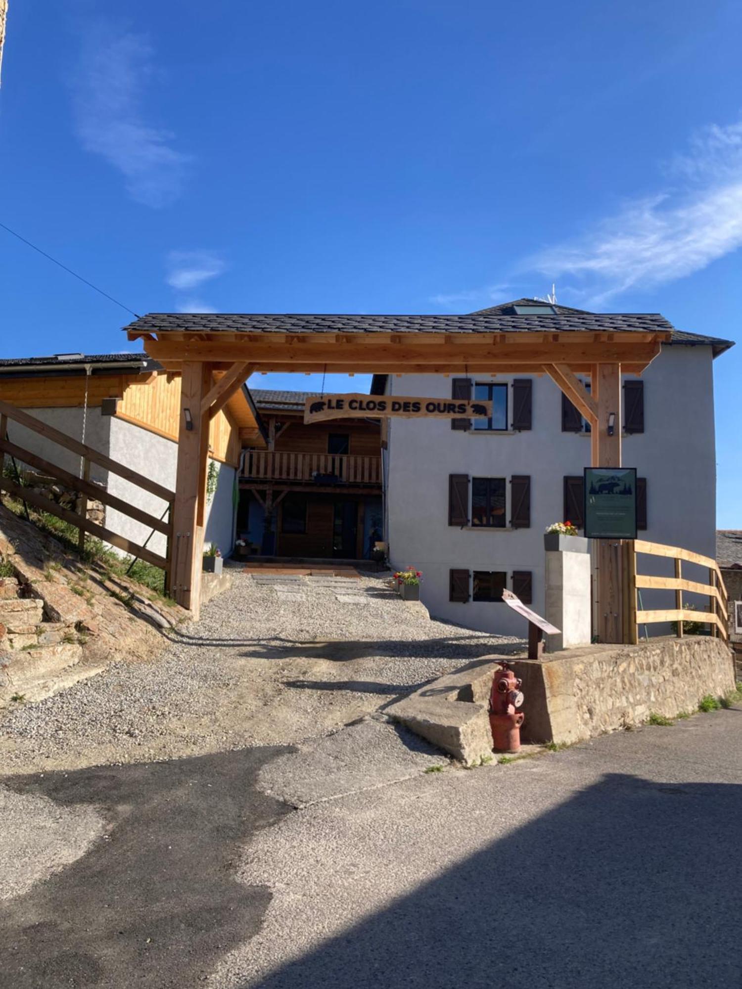 Studio Canellito Le Clos Des Ours Matemale Exterior foto